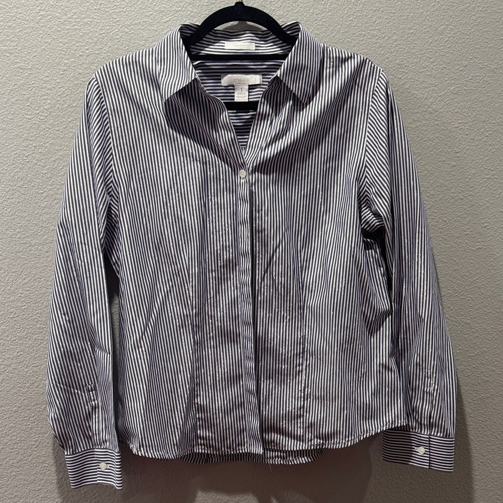 🤍🖤 Chico’s Striped Button-Front Long Sleeve Blouse – Size 1 🤍🖤